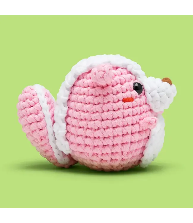 THE WOOBLES The Woobles Andre the Skunk Pink Crochet Kit