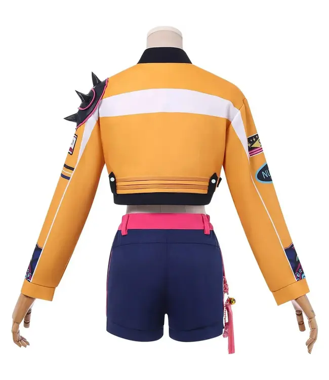 PARTY ON Deluxe K-Pop Demon Hunters Rumi Yellow #1