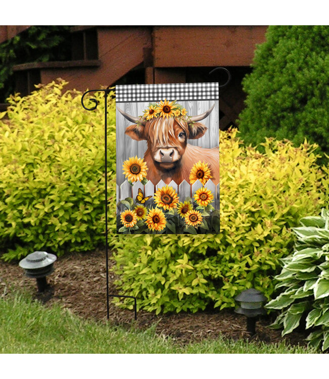 BRIARWOOD LANE Highland Cow Garden Flag