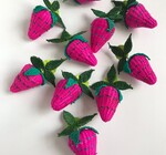 Earrings | Large Fruit Iraca | Strawberry