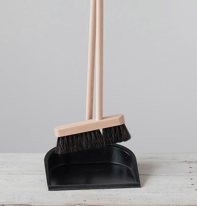 Broom + Dustpan | Beech Wood | 38.5"