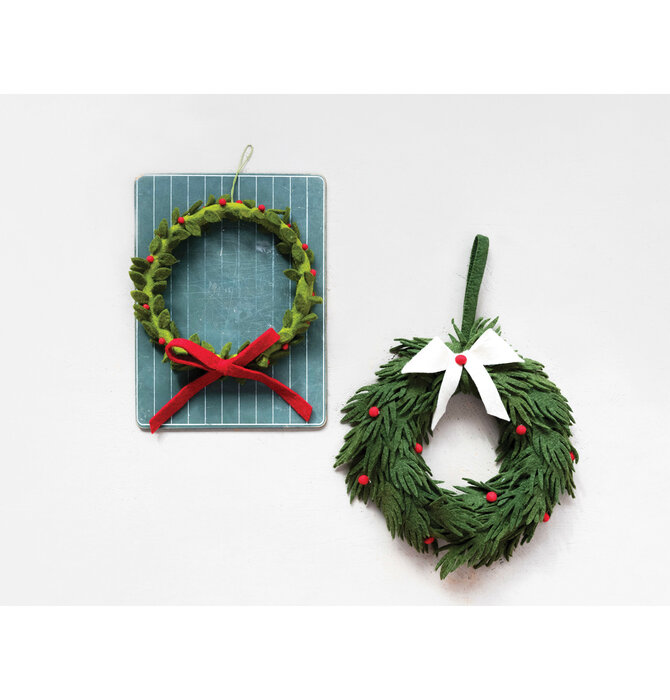 Wreath | Dainty Berries + Bow