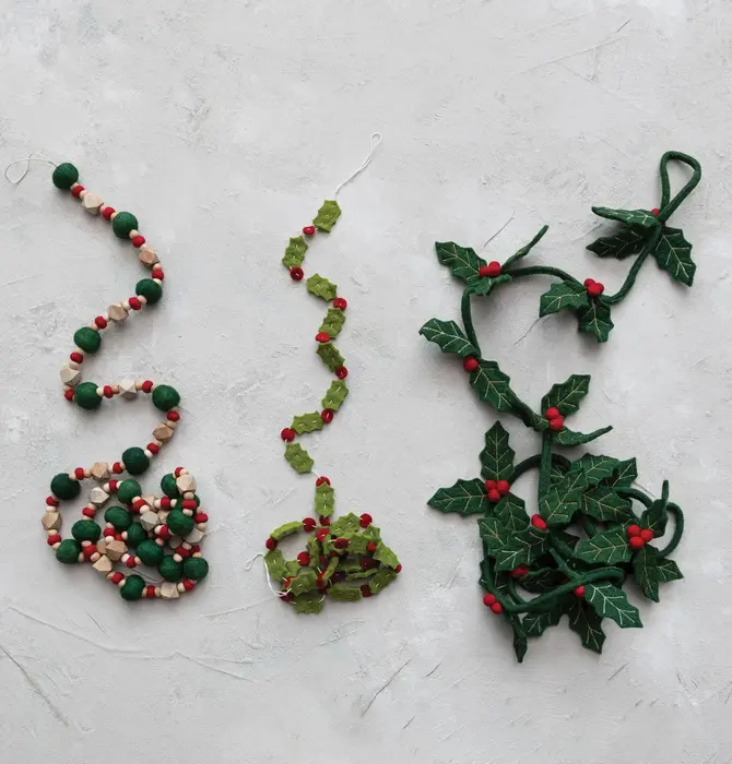 Garland | Felt Holly & Berries