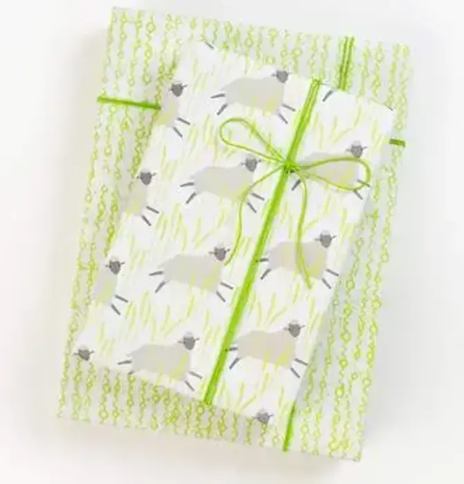 Wrapping Paper | 2-Sided Eco | Little Lambs
