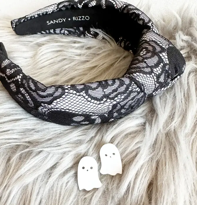 Earrings | Ghost | Medium Stud