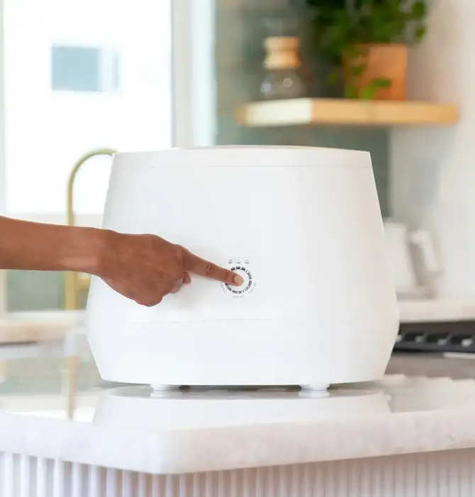Kitchen Composter | Lomi Smart Waste™