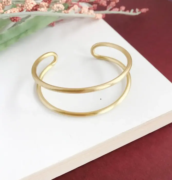 Bracelet | Double Arch Cuff | Gold