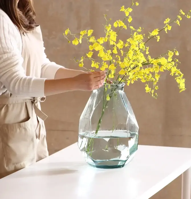 Vase | Valencia Recycled Glass | Origami