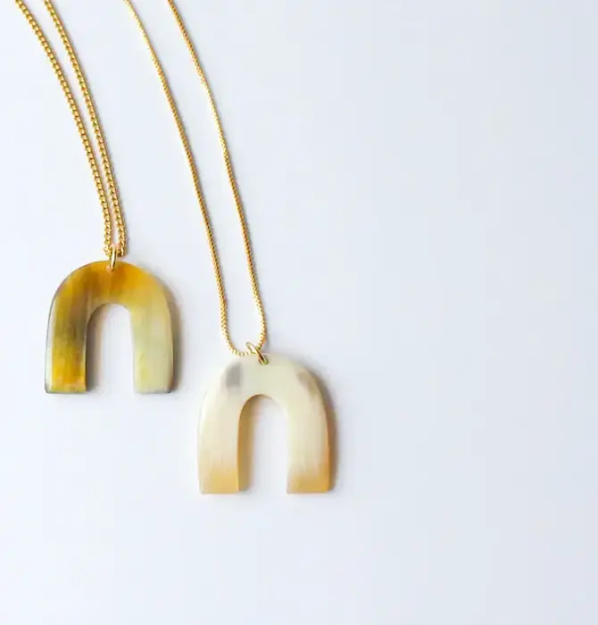 Necklace | White Pendant