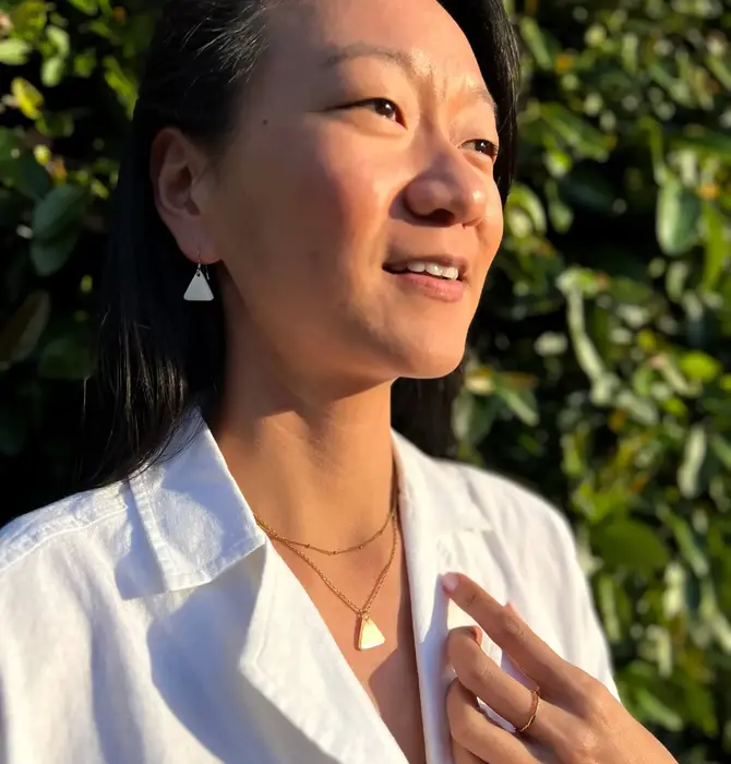 Necklace | White Pendant