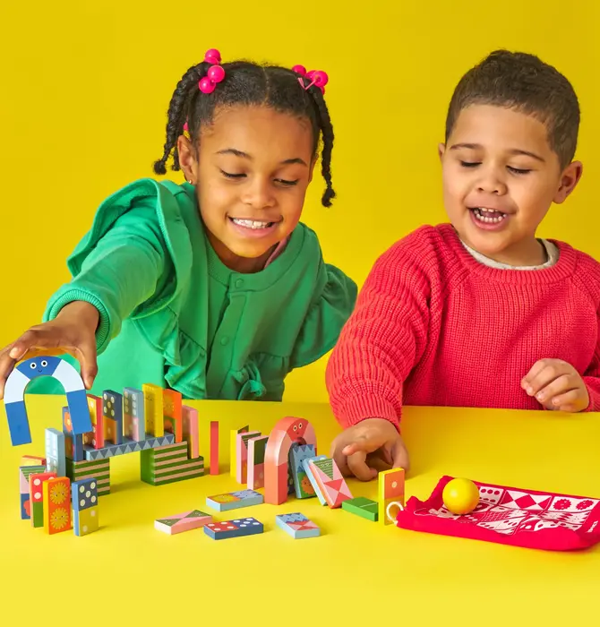 Game | Dominoes | Topple Twist