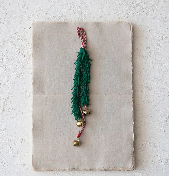 Door Hanger | Felt Thin Leaves + Jingle Bells