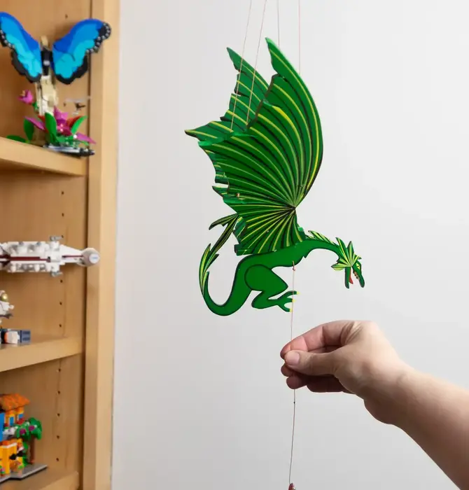 Mobile | Flying | Dragon Green