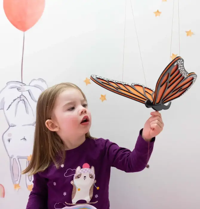 Mobile | Flying Monarch Butterfly