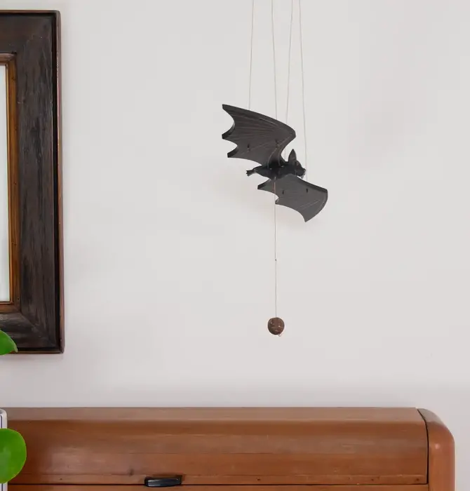 Mobile | Flying | Bat