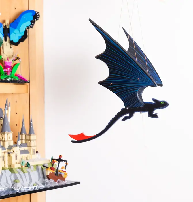 Mobile | Flying | "Toothless" Black Dragon