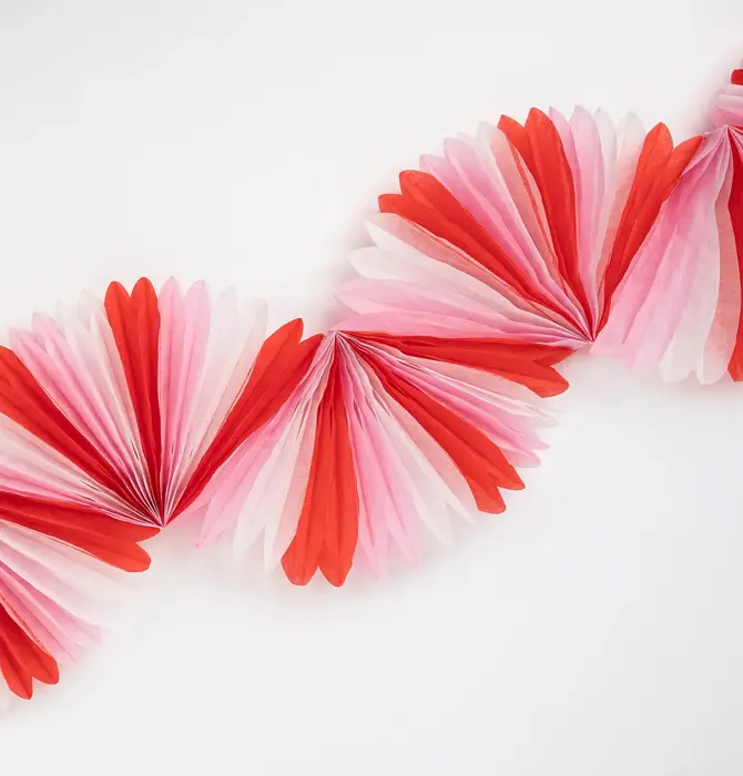 Garland | Candy Cane Stripe Honeycomb