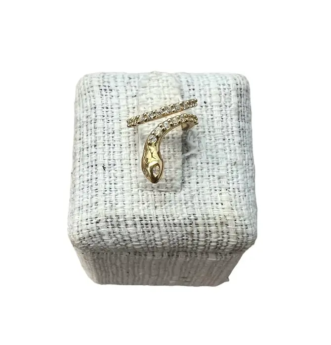Ear Cuff  | Snake Crystal