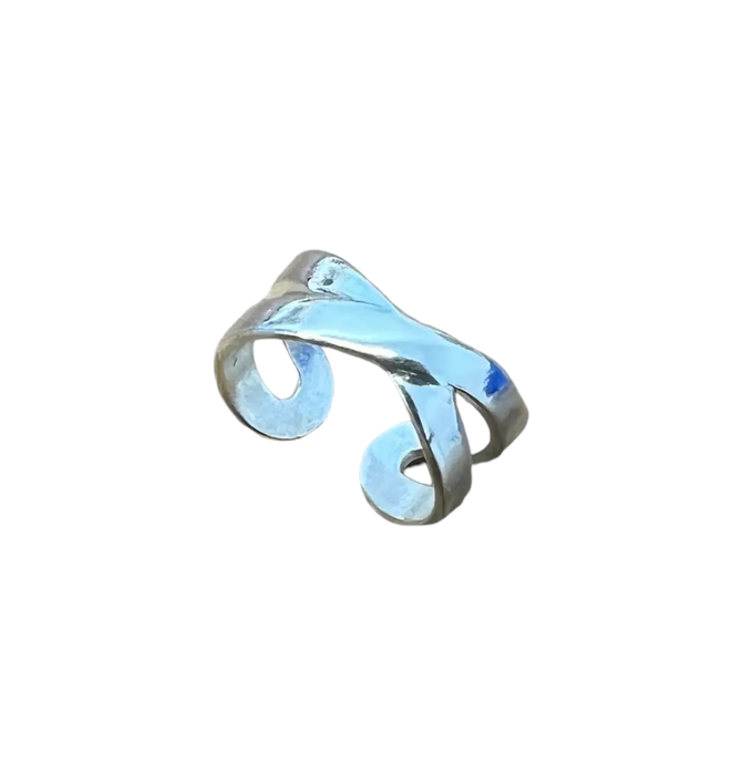 Ear Cuff | Thick Cross Bar