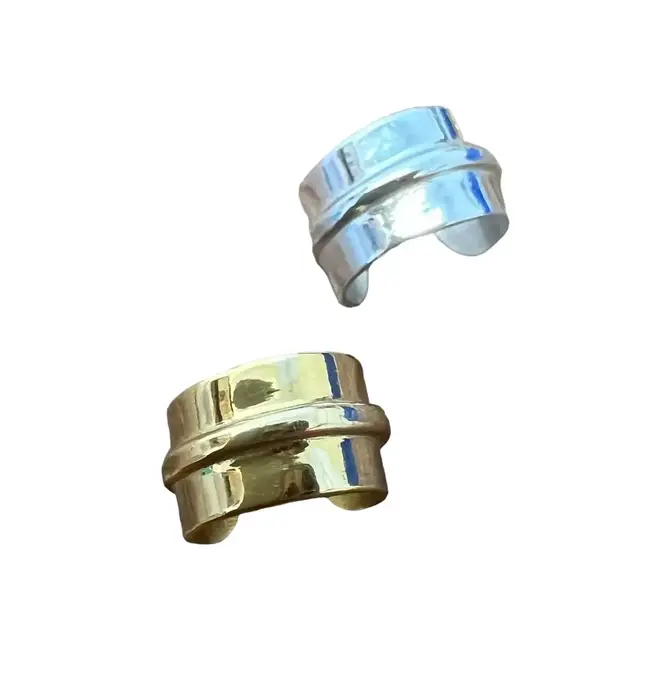 Ear Cuff | Thick Lined