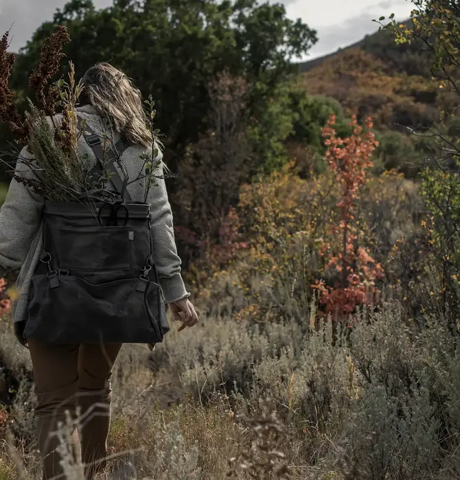 Bag | Harvesting & Gathering | Waxed Canvas | Slate Gray