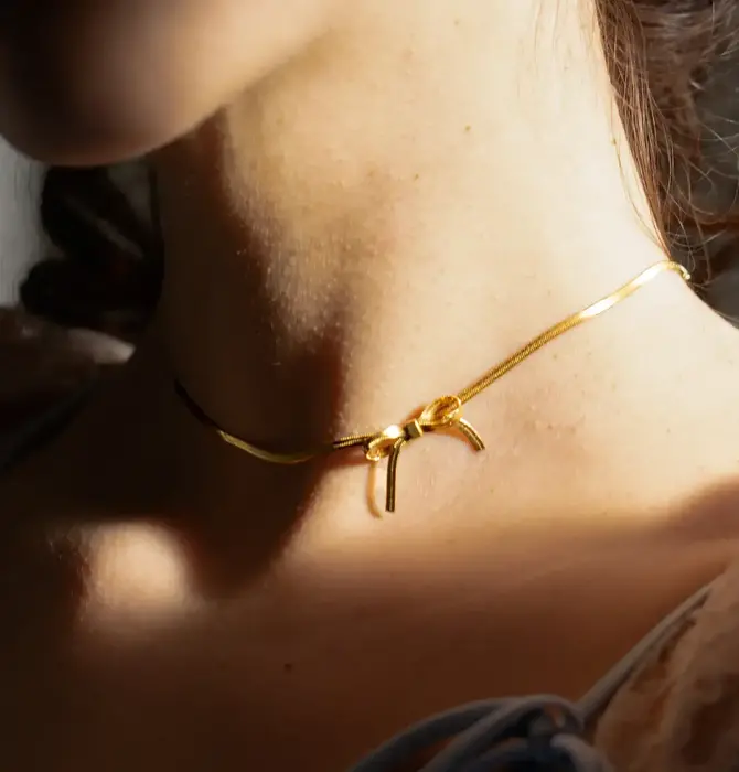 Necklace | Bow Peep Choker | 18KGP
