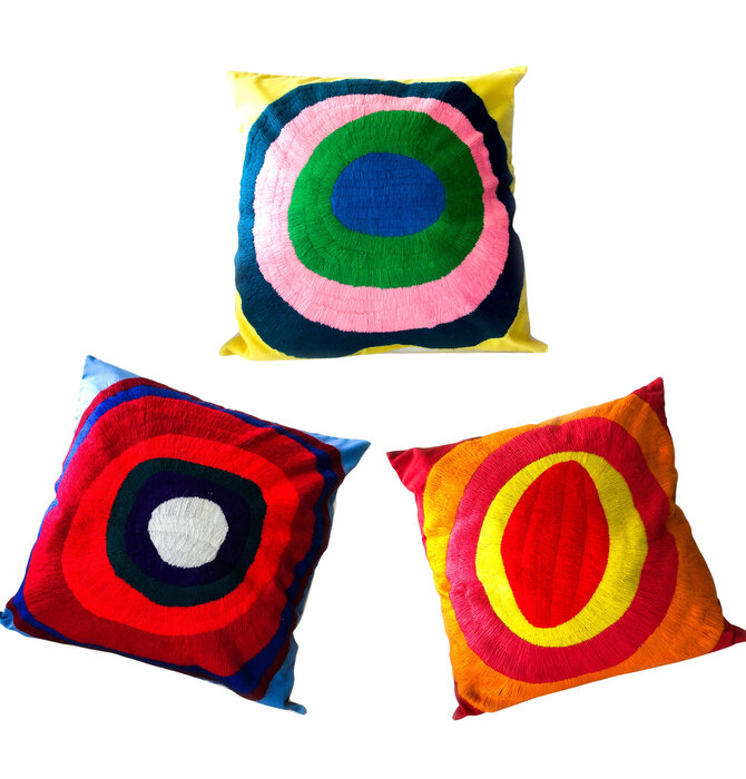 Pillows | Embroidered Circles