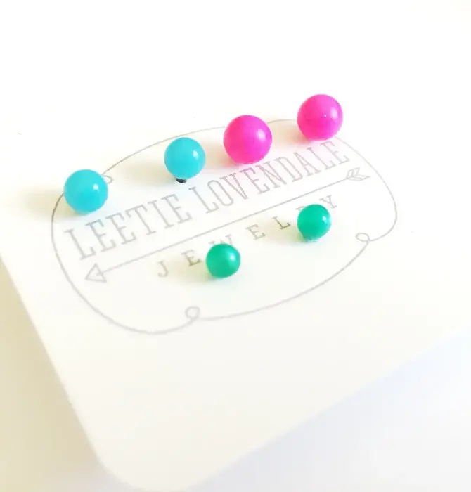 Stud Earrings | Tiny Lucite Set
