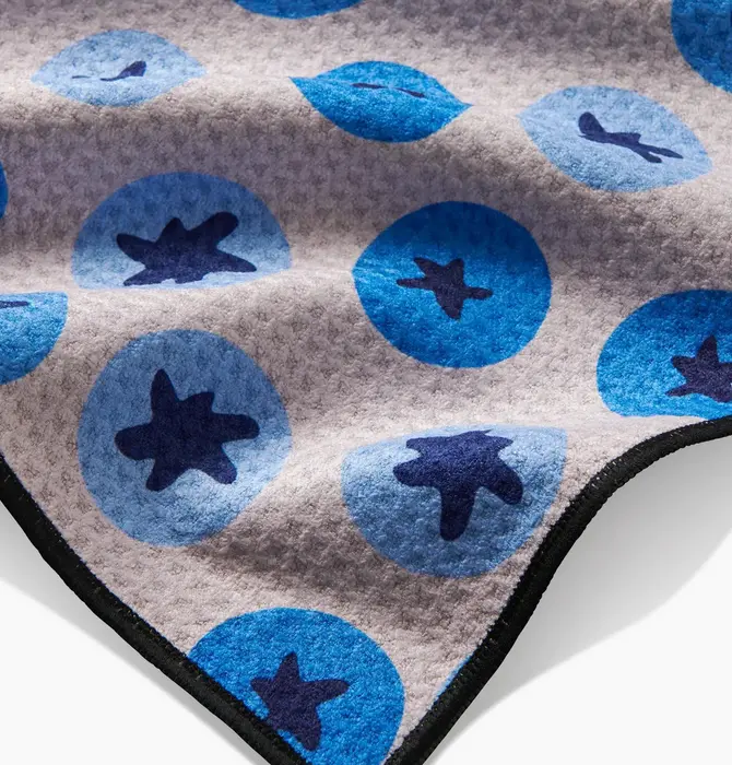 Paw Towel | Microfiber | Sweet Blueberries