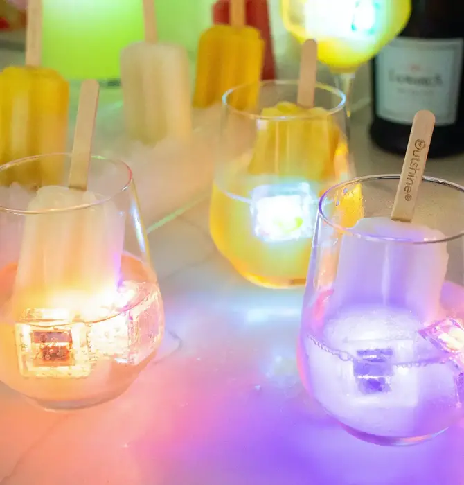 Drink Cubes | Light-Up Glo Cubes