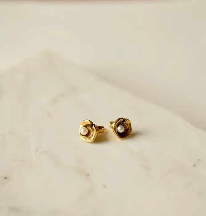 Earrings | Oyster Studs | 24KGP