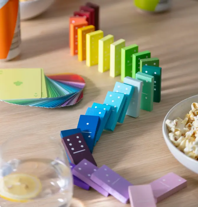 Game | Dominoes | Handpainted Wooden | Gradient