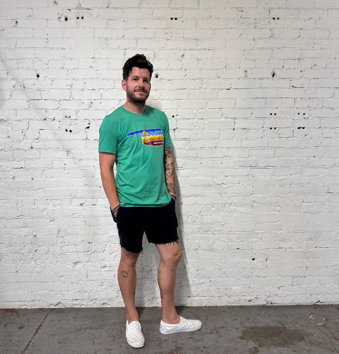 T-Shirt Respect the Land - Heather Kelly