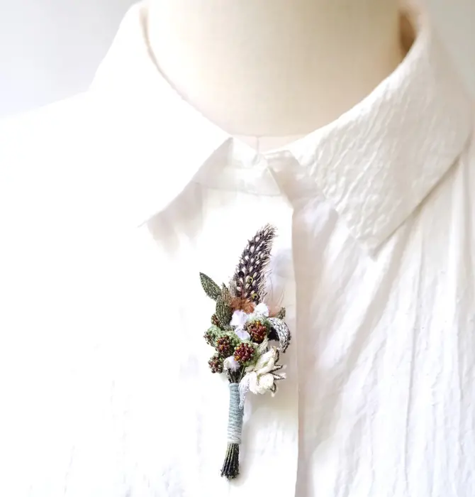 Brooch Pin | Spotted Feather Boutonniere