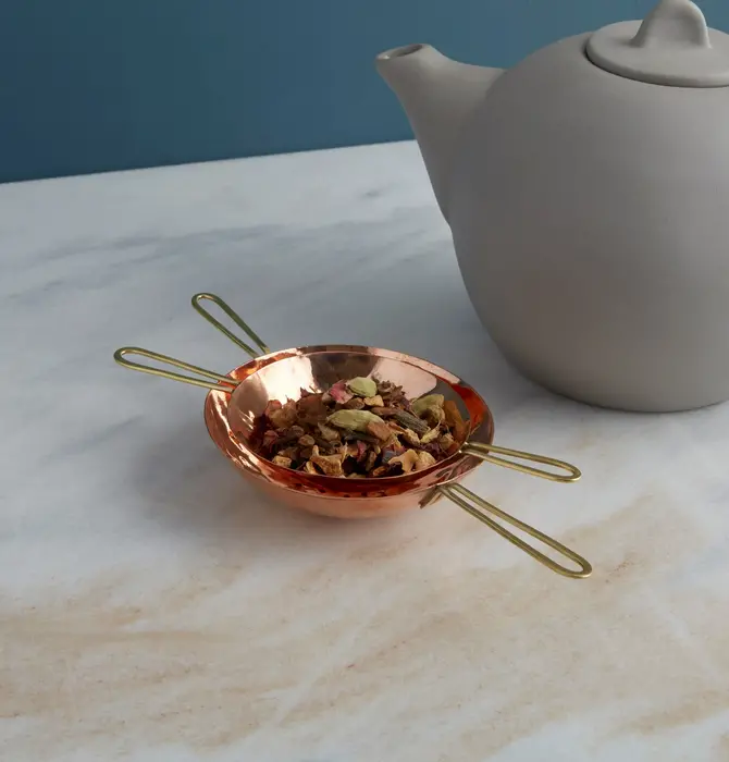 Tea Strainer | Camden | Hammered Copper