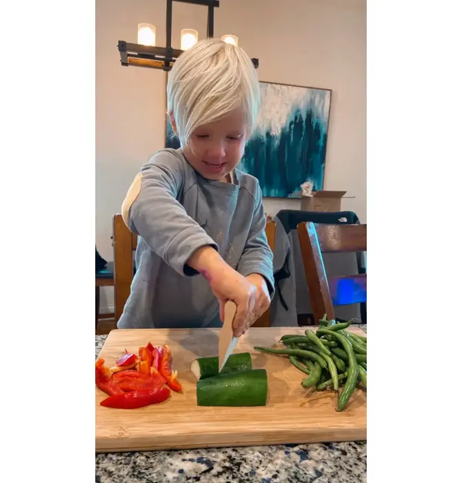 Knife | Kid's Kitchen | Beechwood