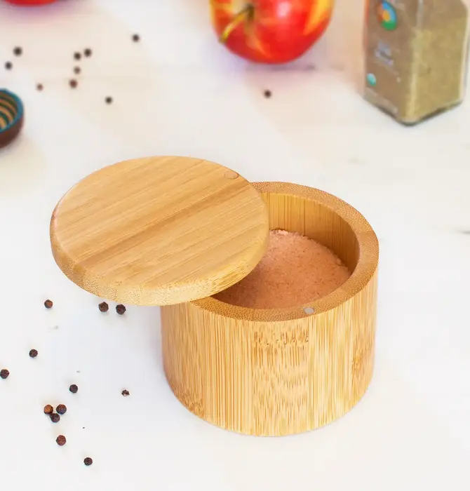 Salt Cellar & Spice Storage Box | Magnetic Swivel Lid