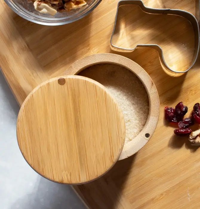 Salt Cellar & Spice Storage Box | Magnetic Swivel Lid