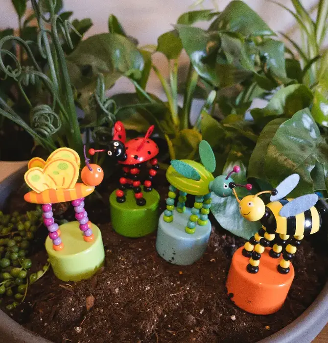 Toy | Push Puppet | Bug