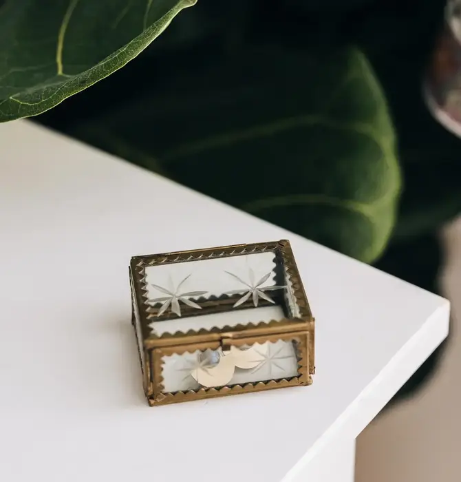 Box | Etched Star | Antiqued Brass