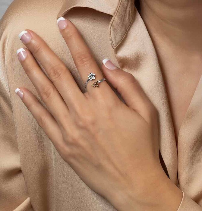 Ring | Flower & Bee | Sterling Silver | Adjustable