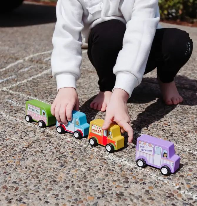 Toy | Pull Back | Food Truck