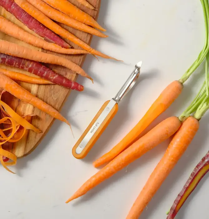 Tool | Vegetable Peeler | "Peel Out"