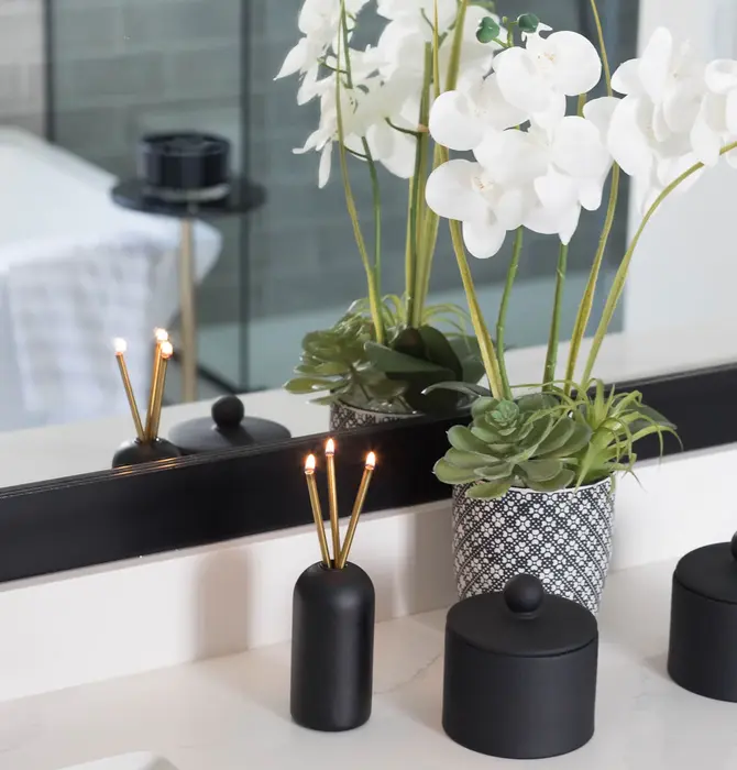 Everlasting Candle | Single