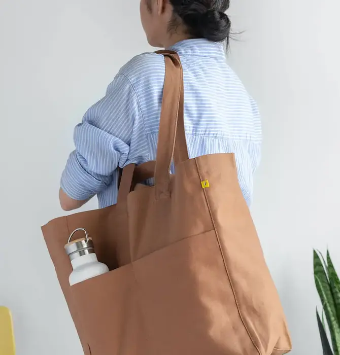 Bag | Box Tote | Nutmeg