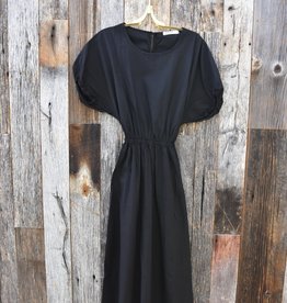 Stateside Stateside Poplin S/S Open Back Midi Dress 201-4725- Black