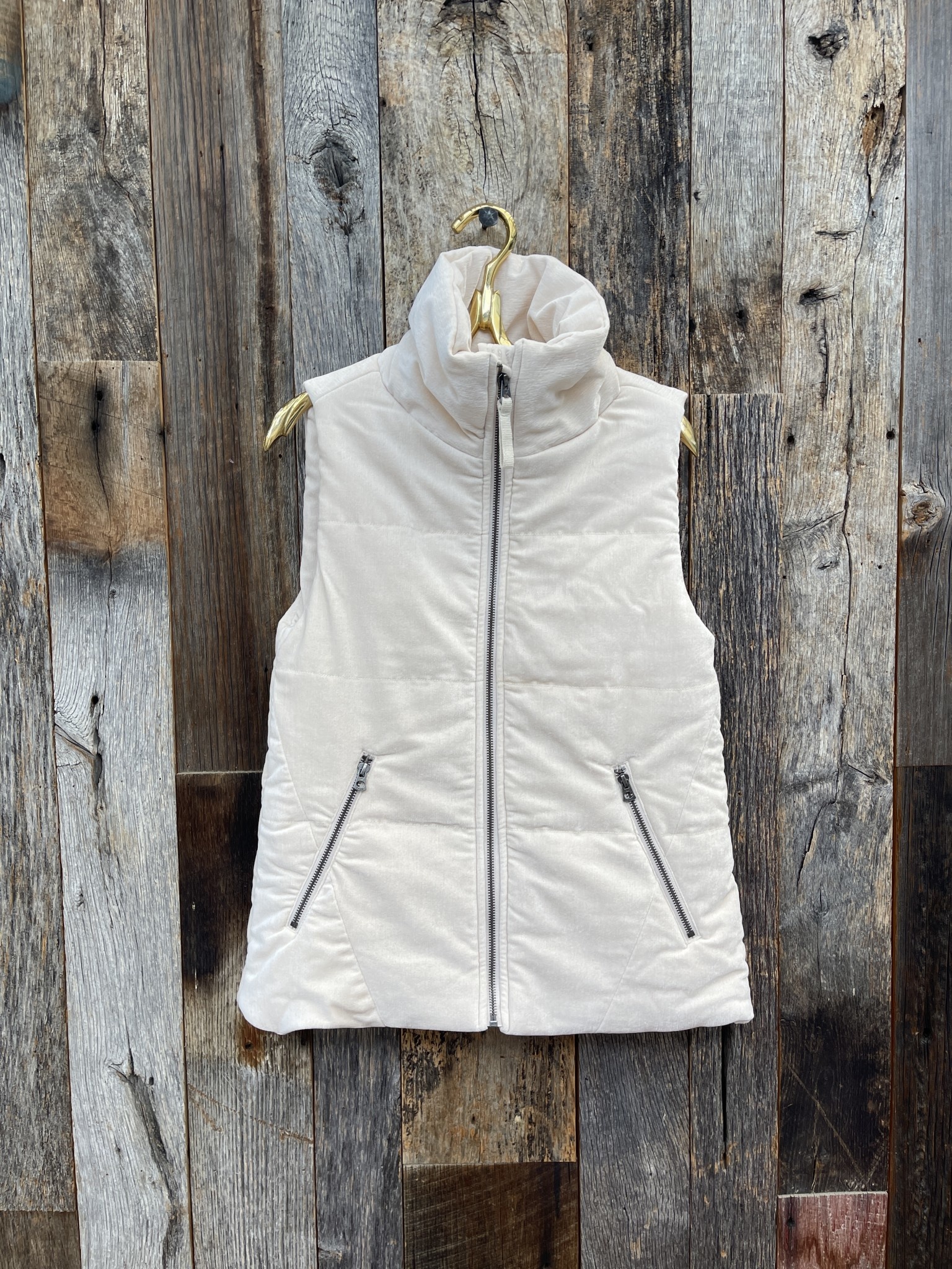 Dylan Velvet Vest Cream C1W46CV 
