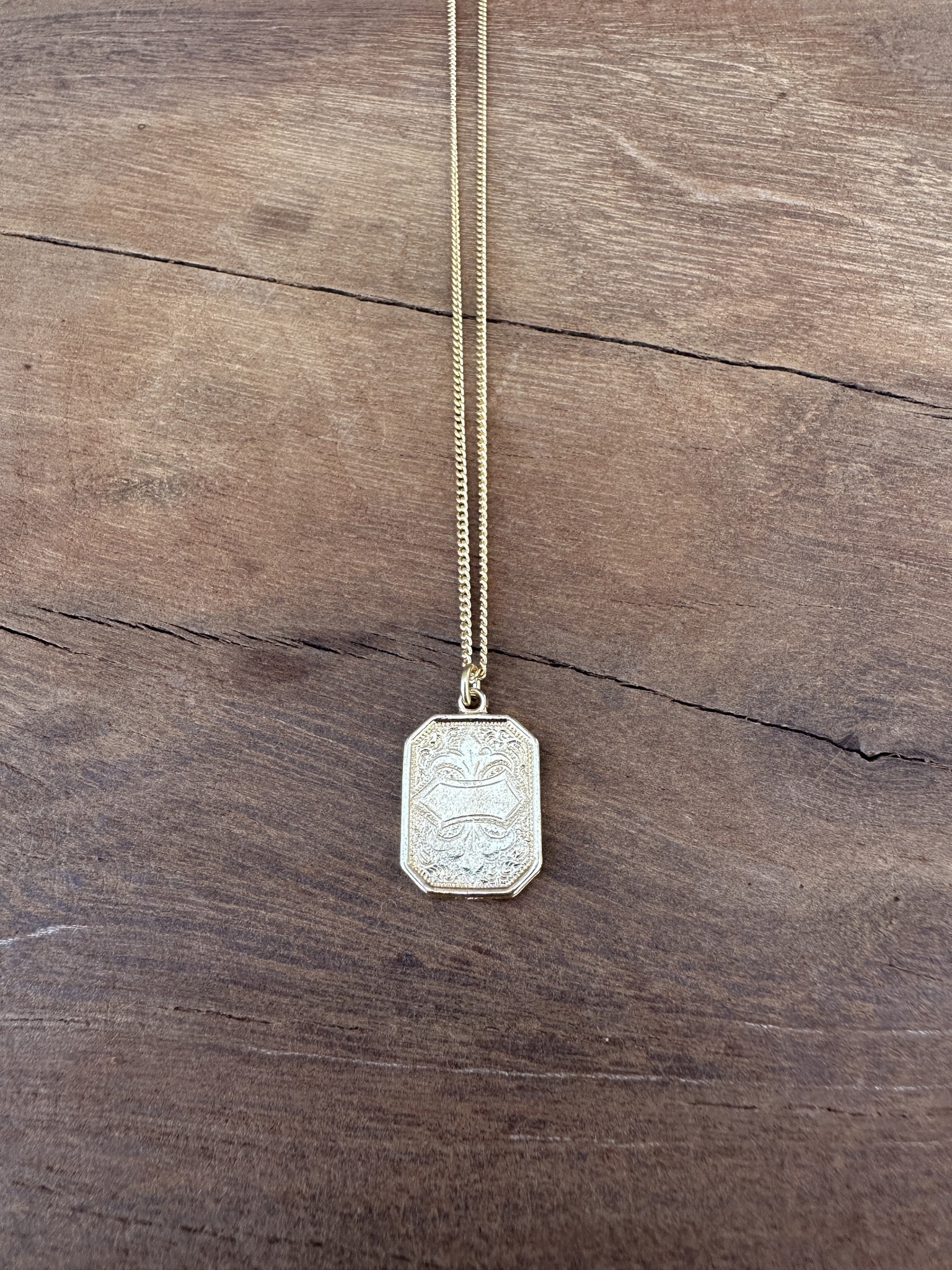 Electric Picks Electric Picks Delilah Necklace Island Farm