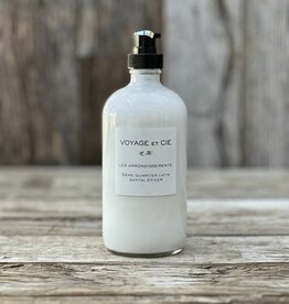 Voyage et Cie Voyage et Cie 16oz Vitamin E Elderflower Hydrating Lotion "Santal Epicer"