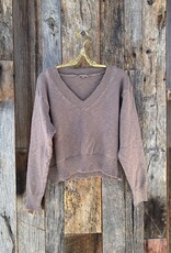 It Is Well V-Neck Crop Sweater K3000 Soil